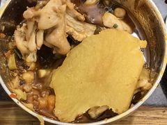 -鸿顺老铁锅美蛙鱼府(解放碑店)