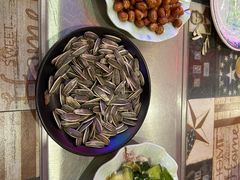 -沪上名羊天下碳烤羊腿•东北烧烤•小龙虾(浦东直营总店)