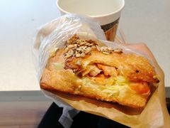 奥尔良风味鸡腿酥堡-85度C(上海仓汇路店)