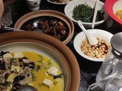 -湘力力小院·鱼汤泡饭(枫林路店)