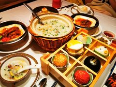 -翡翠小城·海鲜豆捞·广式点心(老佛爷店)