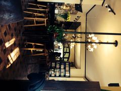 良友书坊-良友书坊(安徽路店)