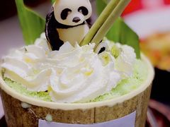 熊猫戏珠抹茶雪花冰-麻都·成都菜(人民广场店)