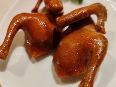 玻璃脆皮乳鸽-利苑酒家(金宝店)