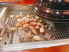 -肉甲韩国木炭烤肉(新壹街1店)