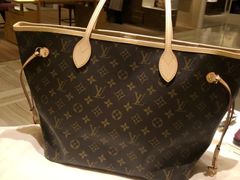 -LV路易威登(国际广场店)