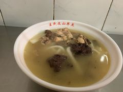 -文山荷鲜居(翠湖店)
