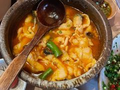 苗家酸汤鱼-山石榴·贵州菜(丰盛里店)