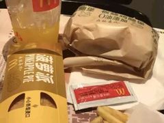 -麦当劳(吴圩机场店)