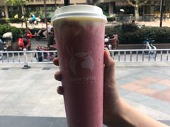 芭乐芝士红宝石茶-瑞幸咖啡(新世界中心店)