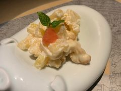 -穹六人间 people 6(岳阳路店)