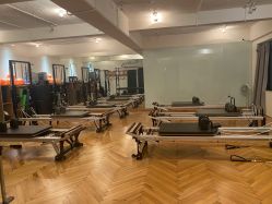 -无界瑜伽普拉提