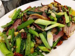 蒜苗炒腊味-江湖黑大兔(杨家坪店)