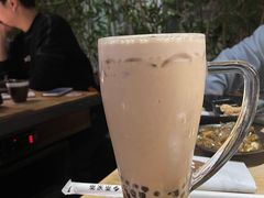 -湊湊火锅·茶憩(杭州湖滨银泰in77店)