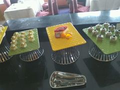 -东方豪景花园酒店·怡景旋转餐厅