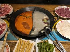 -房子红了鱼豆花重庆老火锅(广厦学院店)