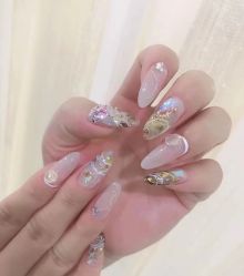 -阿噶西美甲美睫