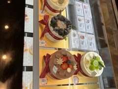 -花花卷卷·鲜食蛋糕(静安久光百货店)