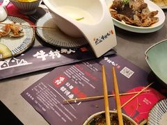 -牛村来人潮汕牛肉火锅(西单店)