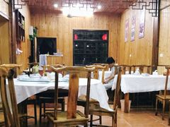 大堂-邱记私房菜·十八年本地菜