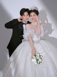 -蒙娜丽莎婚纱摄影(南门店)