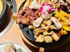 -一朵菌·野生菌探索家火锅(南亚店)