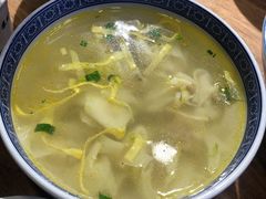 老城门泡泡馄饨-老苏州大客堂·苏帮菜·松鼠桂鱼·苏州传统小吃(观前街人民商场店)