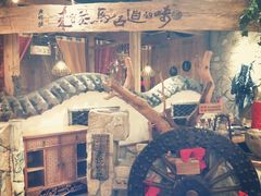 -老牌坊云南鱼豆花火锅(爱建店)