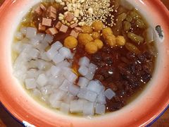 -爆炸头阿姨小四川正宗川味小吃(无任何分店)