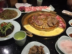-猪啊牛呀羊啊铜盘烤肉(正大广场店)