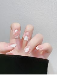 -悦指间美甲美睫
