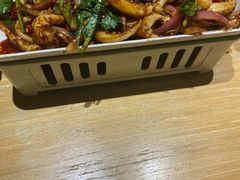-关东小磨东北菜(上海长风大悦城店)