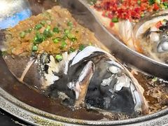 -阿瓦山寨·湘菜现炒·剁椒鱼头王(咸阳总店)