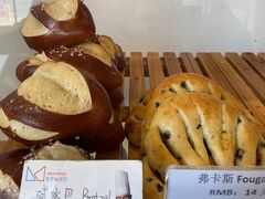 -老梦面包CHEZMOREL(麦子店)
