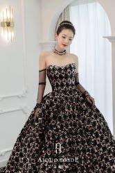 -艾朵婚纱