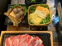 -湊湊火锅·茶憩(新中关购物中心店)