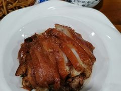 烙饼卷肘子-生活本该如此北京小馆(周庄嘉园店)