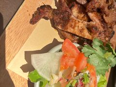 -大头虾越式风味餐厅(光明广场店)