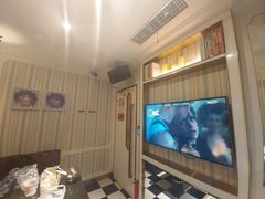 包房-星聚会KTV(合生汇黑金店)