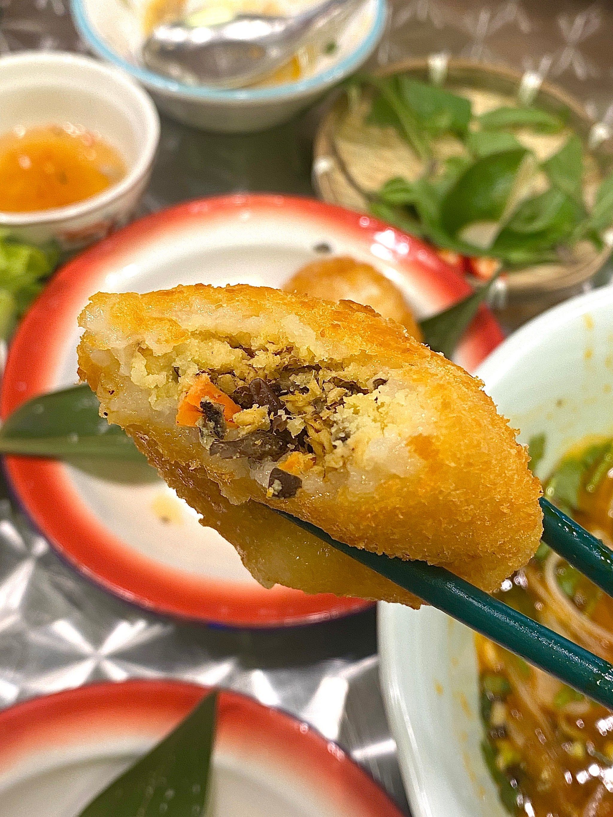 啊啊啊不允许你们没吃过这么好吃的糯米鸡