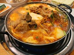 -喇喇排骨火锅·传统韩式脊骨汤(望京西园总店)