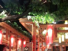 -野山舂·贵州现舂酸汤火锅(鸿通城店)