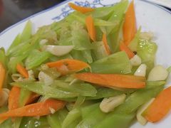 -何记羊汤馆(丽水佳源店)