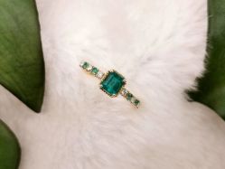 -威德钻石-克拉钻大本营(南京东路店)