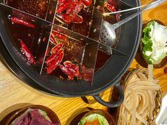 -乐闹闹重庆火鍋(民治店)