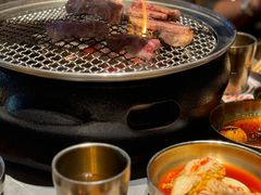 -草家酱蟹炭火烤肉店(珲春南路一店)