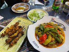-乡村馕坑肉·烧烤·新疆菜·本地人更爱吃(阿勒泰首店)