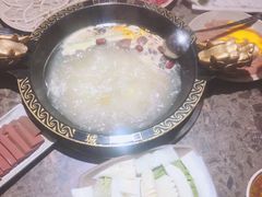-椒香城门口重庆老火锅(美颂广场店)