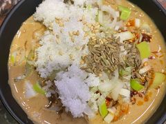 -啊美丽炭火烤肉(滑翔一店)
