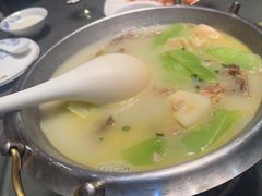 -香山湖家家宴(中山陵店)